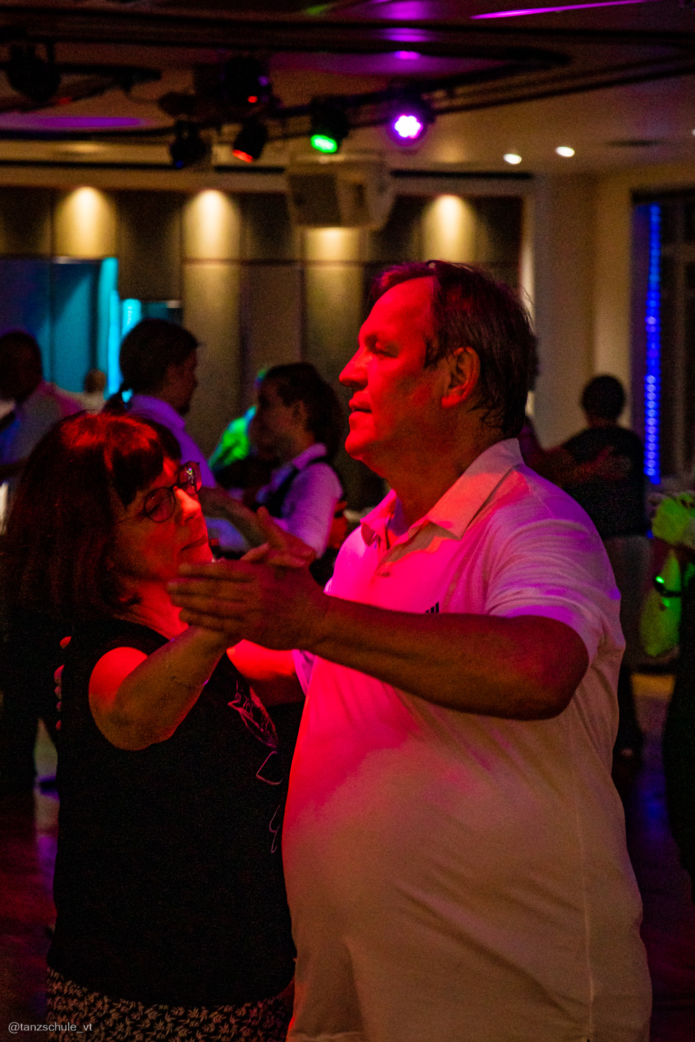 20230318 Black and White Tanzparty 3344